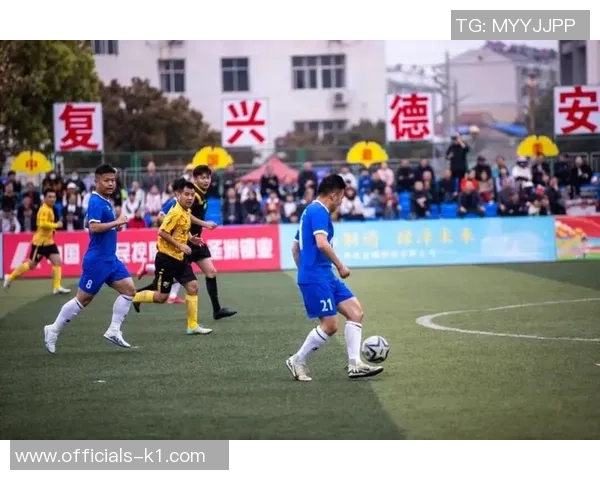 火热激情与足球梦想交织的瞬间精彩照片展现